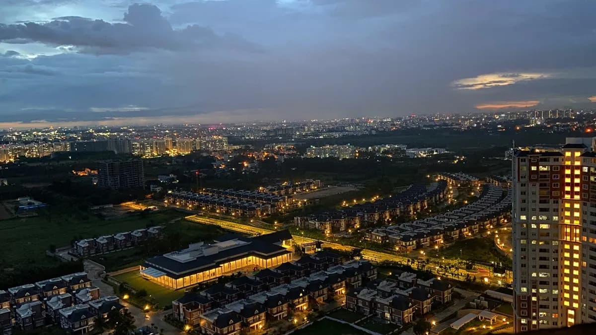 Bengaluru Town, evening view